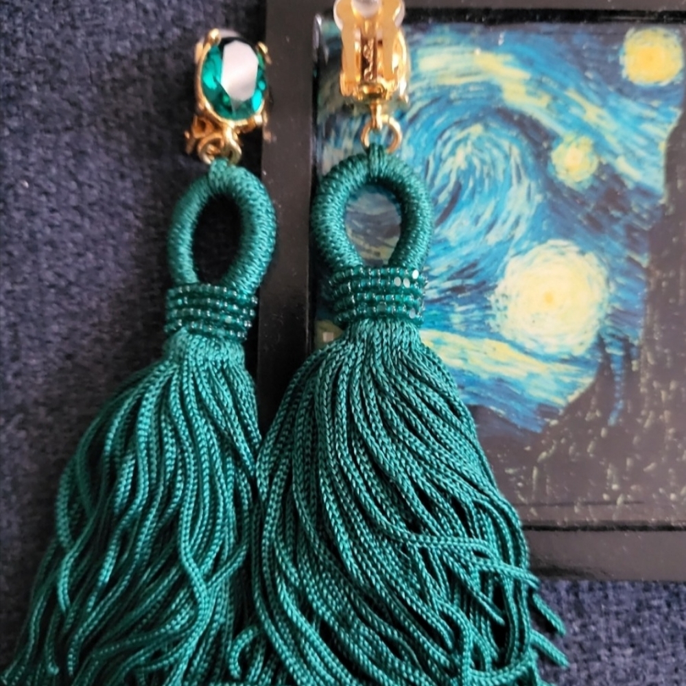 Oscar de la Renta tassel silk gold tone swarovski crystal clip earrings